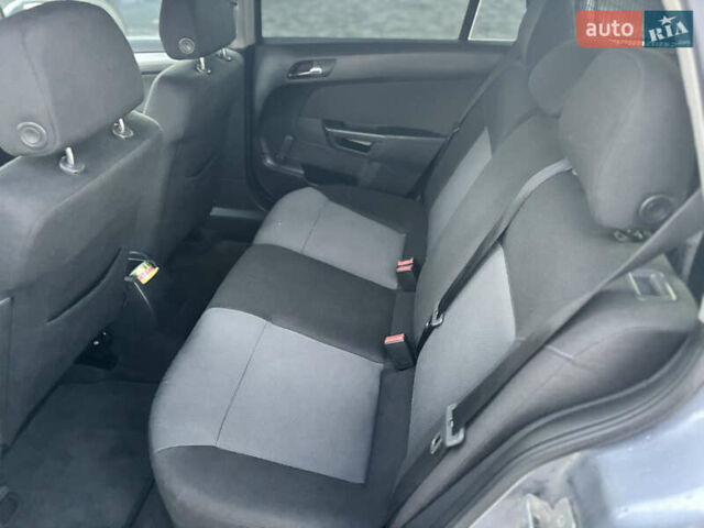 Сірий Опель Астра, об'ємом двигуна 1.8 л та пробігом 211 тис. км за 4799 $, фото 53 на Automoto.ua