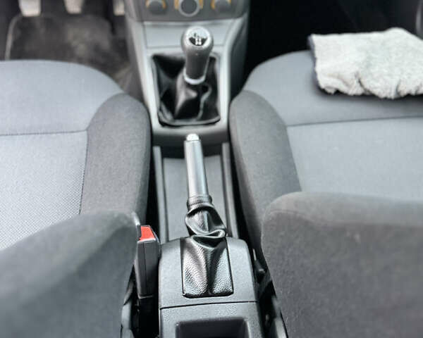 Серый Опель Астра, объемом двигателя 1.8 л и пробегом 211 тыс. км за 4499 $, фото 54 на Automoto.ua