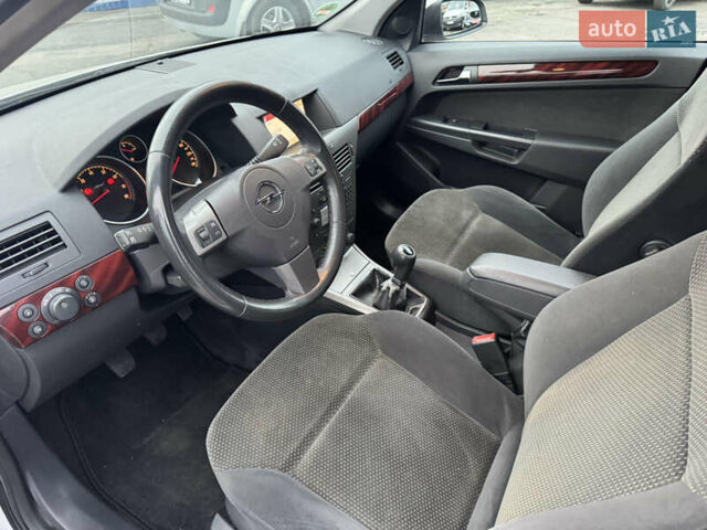 Сірий Опель Астра, об'ємом двигуна 1.8 л та пробігом 170 тис. км за 5900 $, фото 9 на Automoto.ua