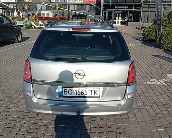 Сірий Опель Астра, об'ємом двигуна 1.6 л та пробігом 220 тис. км за 4900 $, фото 1 на Automoto.ua