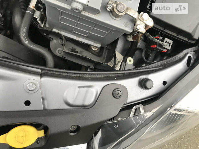 Серый Опель Астра, объемом двигателя 1.8 л и пробегом 246 тыс. км за 4700 $, фото 11 на Automoto.ua