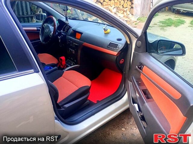 Сірий Опель Астра, об'ємом двигуна 1.6 л та пробігом 340 тис. км за 5700 $, фото 4 на Automoto.ua