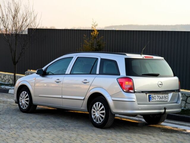 Серый Опель Астра, объемом двигателя 1.6 л и пробегом 246 тыс. км за 4100 $, фото 9 на Automoto.ua