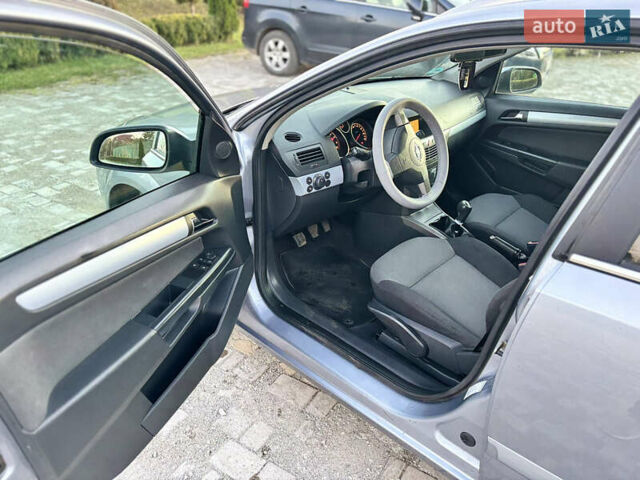 Сірий Опель Астра, об'ємом двигуна 1.8 л та пробігом 211 тис. км за 4799 $, фото 64 на Automoto.ua