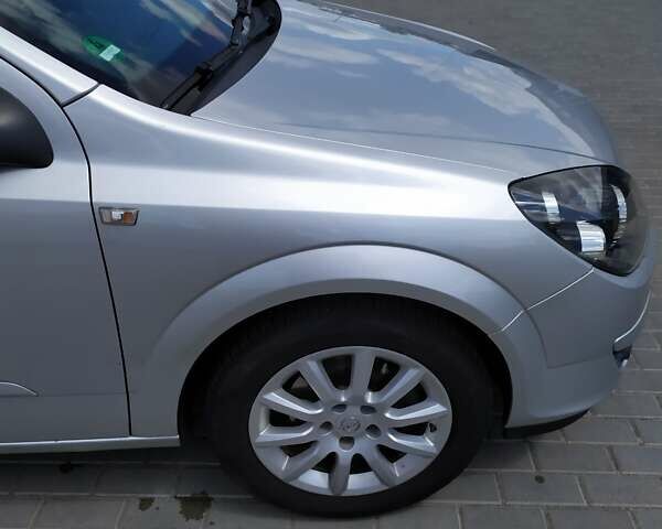 Сірий Опель Астра, об'ємом двигуна 1.6 л та пробігом 223 тис. км за 4750 $, фото 11 на Automoto.ua