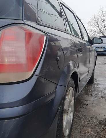 Серый Опель Астра, объемом двигателя 1.91 л и пробегом 280 тыс. км за 4900 $, фото 4 на Automoto.ua