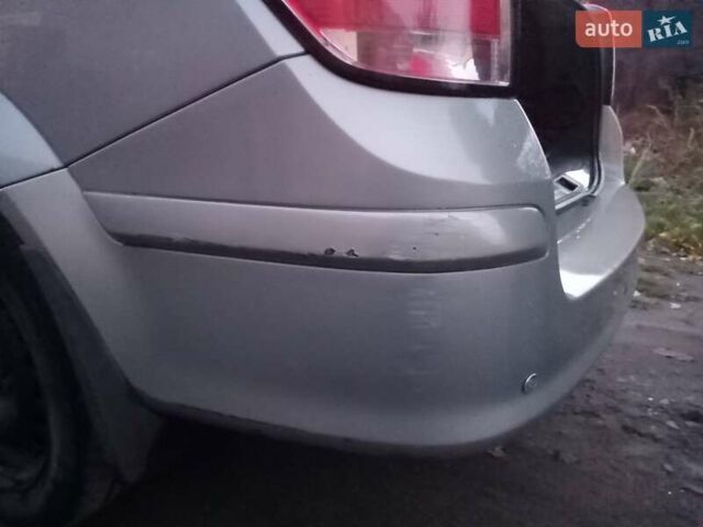 Серый Опель Астра, объемом двигателя 1.7 л и пробегом 320 тыс. км за 4700 $, фото 4 на Automoto.ua