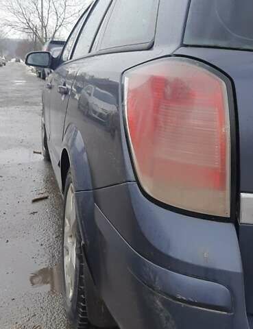 Серый Опель Астра, объемом двигателя 1.91 л и пробегом 280 тыс. км за 4900 $, фото 3 на Automoto.ua