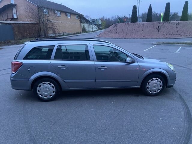 Серый Опель Астра, объемом двигателя 1.6 л и пробегом 277 тыс. км за 5000 $, фото 14 на Automoto.ua