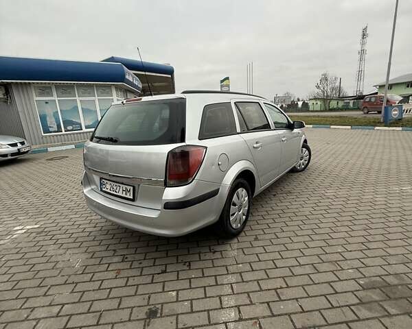 Серый Опель Астра, объемом двигателя 1.69 л и пробегом 379 тыс. км за 3199 $, фото 6 на Automoto.ua