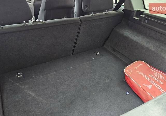 Сірий Опель Астра, об'ємом двигуна 1.6 л та пробігом 252 тис. км за 1700 $, фото 23 на Automoto.ua