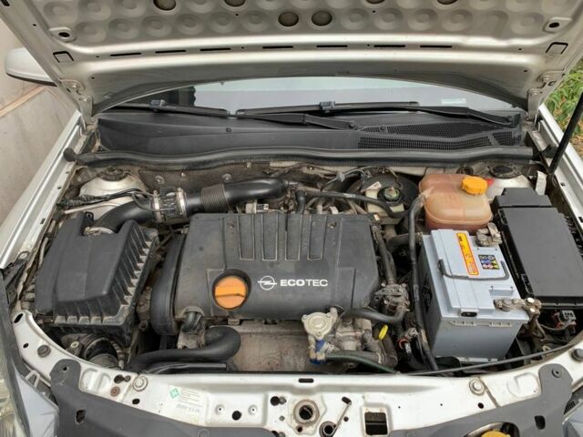 Сірий Опель Астра, об'ємом двигуна 1.8 л та пробігом 205 тис. км за 5300 $, фото 7 на Automoto.ua