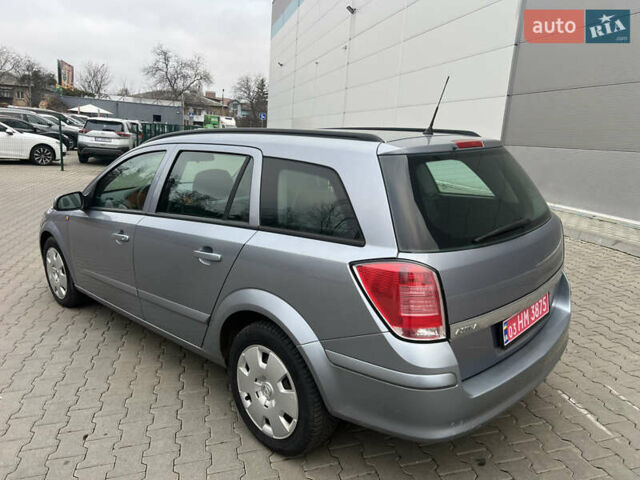 Серый Опель Астра, объемом двигателя 0 л и пробегом 193 тыс. км за 4900 $, фото 4 на Automoto.ua