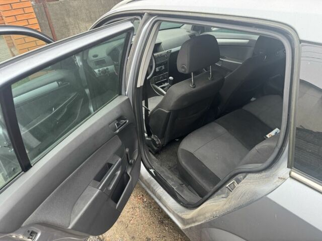 Сірий Опель Астра, об'ємом двигуна 1.6 л та пробігом 248 тис. км за 3350 $, фото 3 на Automoto.ua