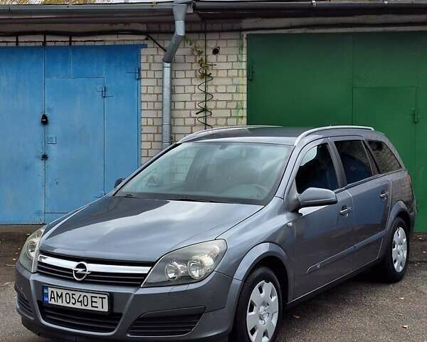 Опель Астра 2005 в Житомире на Automoto.ua Серый Опель Астра, объемом двигателя 1.6 л и пробегом 350 тыс. км за 3750 $, фото 9 на Automoto.ua