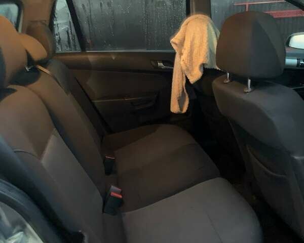 Сірий Опель Астра, об'ємом двигуна 1.6 л та пробігом 265 тис. км за 4700 $, фото 7 на Automoto.ua