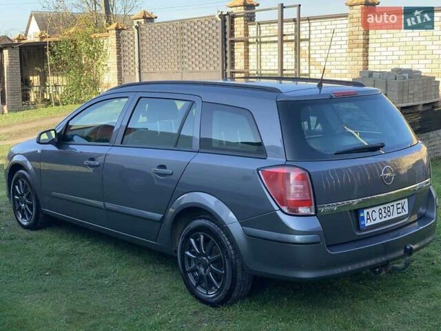 Сірий Опель Астра, об'ємом двигуна 1.6 л та пробігом 256 тис. км за 4555 $, фото 4 на Automoto.ua