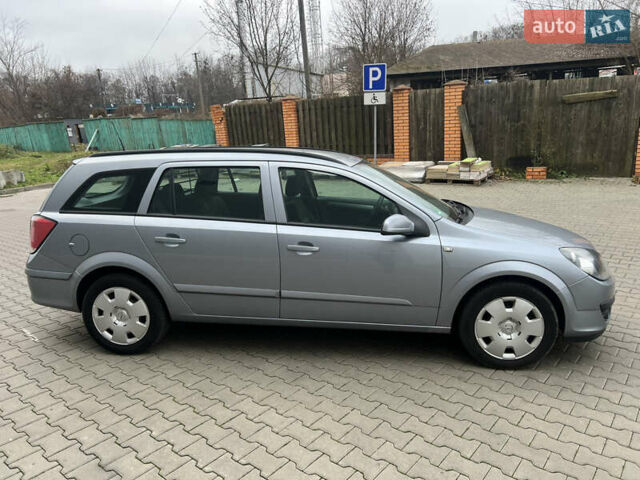 Серый Опель Астра, объемом двигателя 0 л и пробегом 193 тыс. км за 4900 $, фото 2 на Automoto.ua