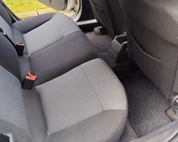 Серый Опель Астра, объемом двигателя 1.8 л и пробегом 286 тыс. км за 5400 $, фото 9 на Automoto.ua