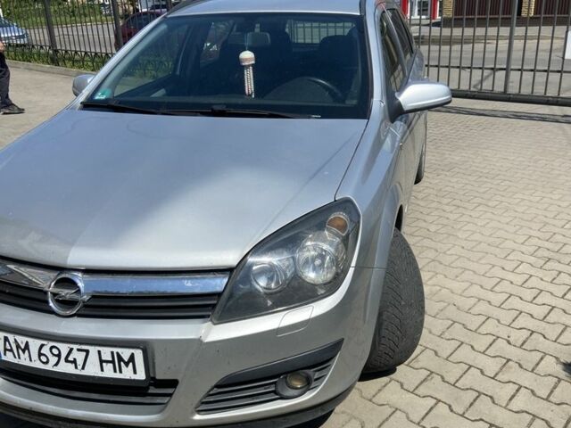 Серый Опель Астра, объемом двигателя 1.6 л и пробегом 250 тыс. км за 4999 $, фото 12 на Automoto.ua