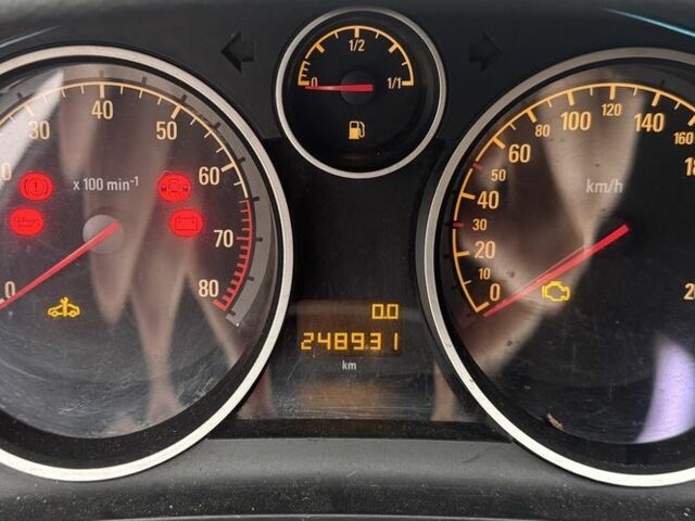 Сірий Опель Астра, об'ємом двигуна 1.6 л та пробігом 248 тис. км за 3350 $, фото 5 на Automoto.ua