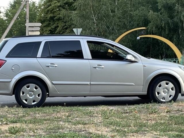 Серый Опель Астра, объемом двигателя 1.6 л и пробегом 260 тыс. км за 5500 $, фото 3 на Automoto.ua