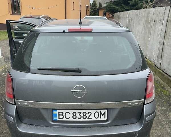 Сірий Опель Астра, об'ємом двигуна 1.6 л та пробігом 213 тис. км за 3900 $, фото 4 на Automoto.ua