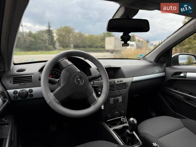 Сірий Опель Астра, об'ємом двигуна 1.8 л та пробігом 210 тис. км за 4999 $, фото 37 на Automoto.ua