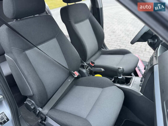 Серый Опель Астра, объемом двигателя 1.8 л и пробегом 211 тыс. км за 4499 $, фото 68 на Automoto.ua