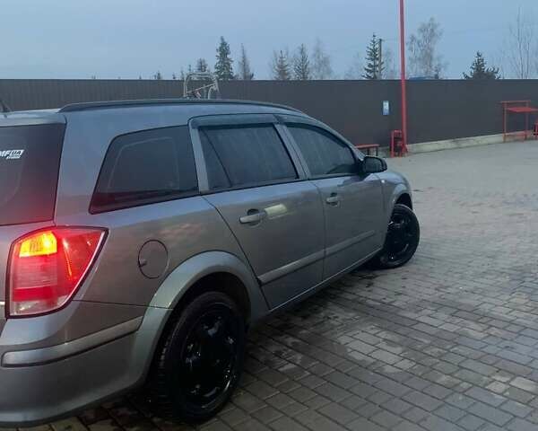 Сірий Опель Астра, об'ємом двигуна 1.6 л та пробігом 265 тис. км за 4700 $, фото 5 на Automoto.ua