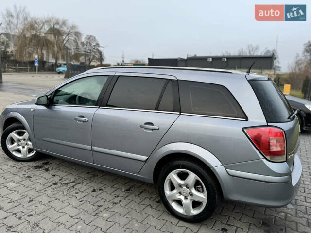 Серый Опель Астра, объемом двигателя 1.8 л и пробегом 211 тыс. км за 4499 $, фото 22 на Automoto.ua