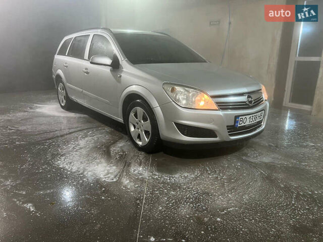 Сірий Опель Астра, об'ємом двигуна 1.9 л та пробігом 220 тис. км за 4699 $, фото 1 на Automoto.ua