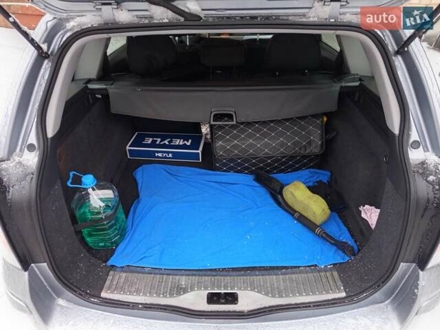 Серый Опель Астра, объемом двигателя 1.6 л и пробегом 247 тыс. км за 4600 $, фото 12 на Automoto.ua