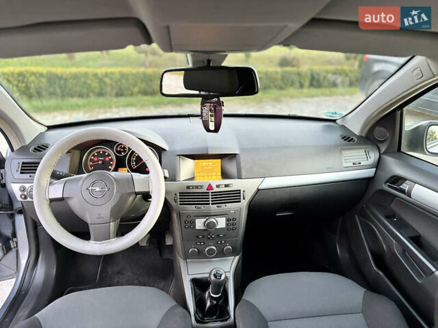 Сірий Опель Астра, об'ємом двигуна 1.8 л та пробігом 211 тис. км за 4799 $, фото 51 на Automoto.ua