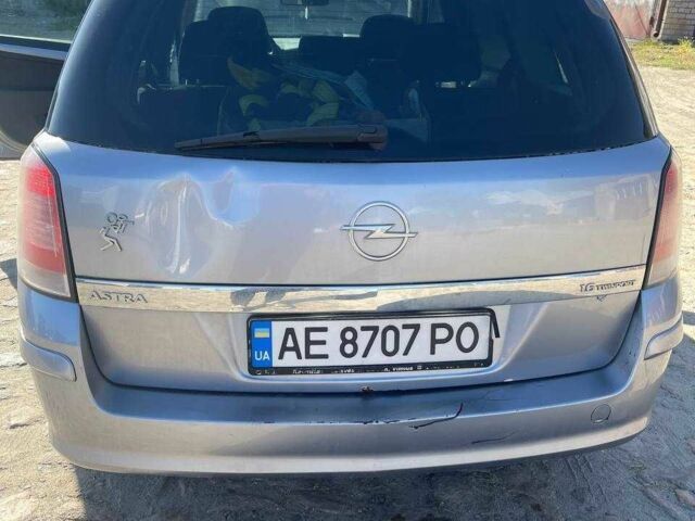Серый Опель Астра, объемом двигателя 1.6 л и пробегом 355 тыс. км за 3200 $, фото 14 на Automoto.ua