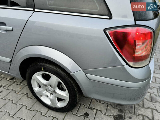 Серый Опель Астра, объемом двигателя 1.8 л и пробегом 211 тыс. км за 4499 $, фото 23 на Automoto.ua