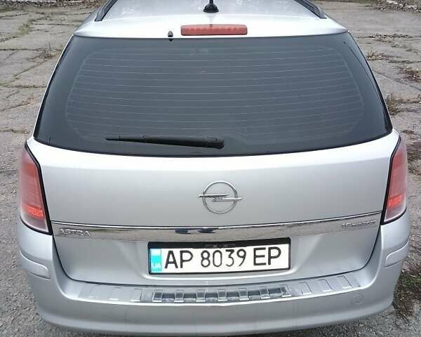 Серый Опель Астра, объемом двигателя 1.6 л и пробегом 288 тыс. км за 6100 $, фото 3 на Automoto.ua
