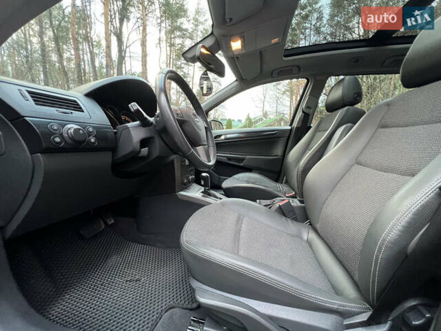 Серый Опель Астра, объемом двигателя 1.8 л и пробегом 300 тыс. км за 5800 $, фото 17 на Automoto.ua