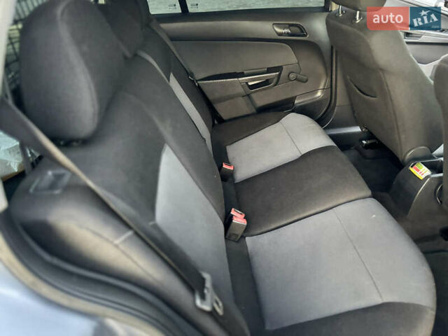 Сірий Опель Астра, об'ємом двигуна 1.8 л та пробігом 211 тис. км за 4499 $, фото 51 на Automoto.ua