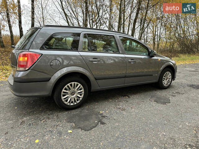 Серый Опель Астра, объемом двигателя 1.8 л и пробегом 200 тыс. км за 5000 $, фото 4 на Automoto.ua