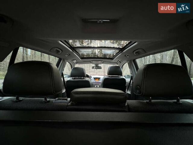 Серый Опель Астра, объемом двигателя 1.8 л и пробегом 300 тыс. км за 5800 $, фото 9 на Automoto.ua