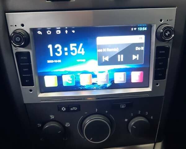 Серый Опель Астра, объемом двигателя 1.6 л и пробегом 203 тыс. км за 6600 $, фото 2 на Automoto.ua