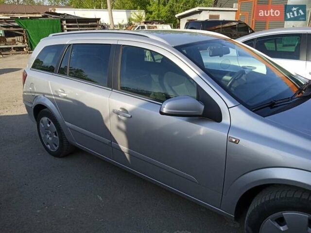 Сірий Опель Астра, об'ємом двигуна 1.9 л та пробігом 248 тис. км за 6000 $, фото 16 на Automoto.ua