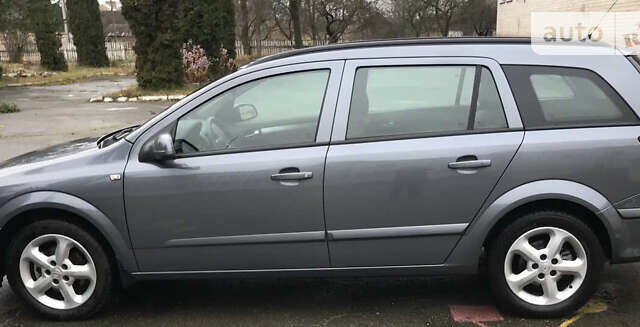 Серый Опель Астра, объемом двигателя 1.8 л и пробегом 246 тыс. км за 4700 $, фото 10 на Automoto.ua