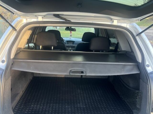 Сірий Опель Астра, об'ємом двигуна 1.7 л та пробігом 271 тис. км за 3800 $, фото 8 на Automoto.ua