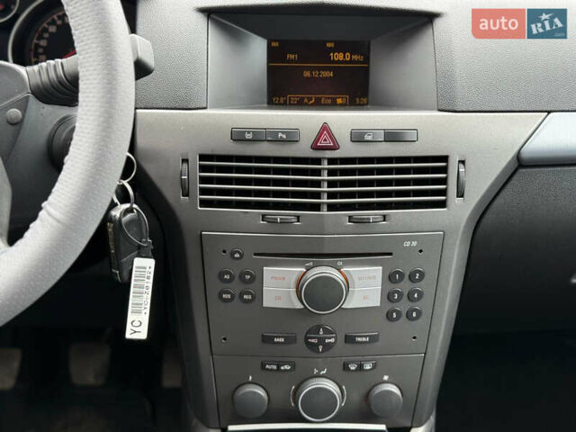 Сірий Опель Астра, об'ємом двигуна 1.8 л та пробігом 210 тис. км за 4999 $, фото 44 на Automoto.ua