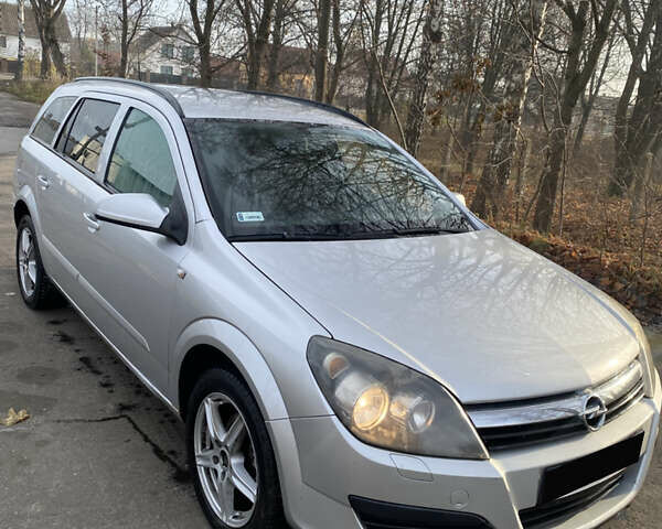 Серый Опель Астра, объемом двигателя 1.3 л и пробегом 360 тыс. км за 2150 $, фото 12 на Automoto.ua