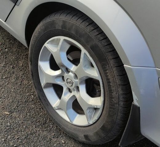 Серый Опель Астра, объемом двигателя 1.9 л и пробегом 176 тыс. км за 4600 $, фото 7 на Automoto.ua