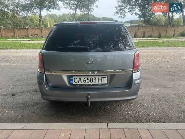 Сірий Опель Астра, об'ємом двигуна 1.6 л та пробігом 244 тис. км за 4800 $, фото 9 на Automoto.ua
