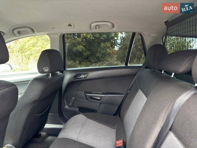 Сірий Опель Астра, об'ємом двигуна 1.8 л та пробігом 210 тис. км за 4999 $, фото 36 на Automoto.ua